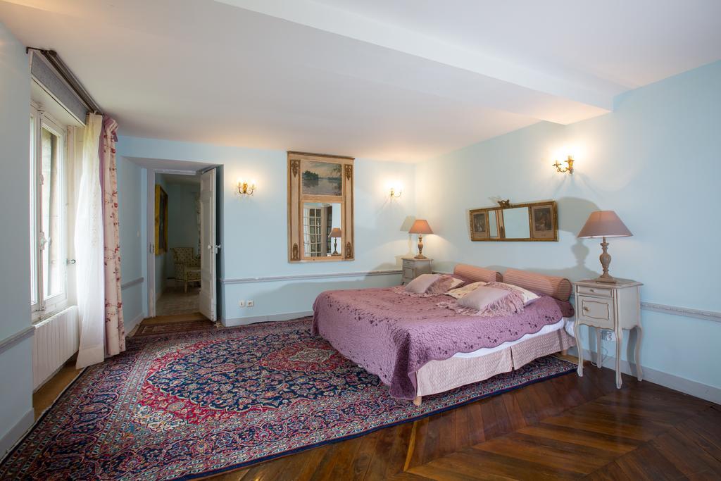 Chateau De La Madeleine Bed and Breakfast Pressagny-lʼOrgeuilleux Esterno foto